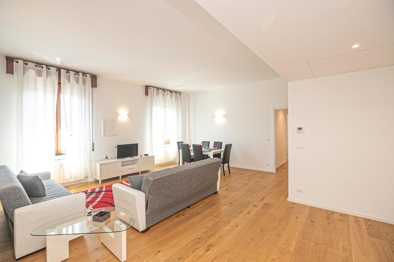 Splendid Apartment Genoa Exterior photo